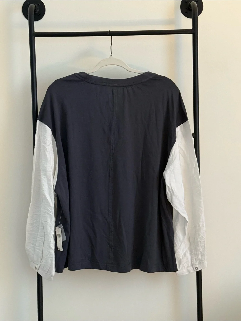 Pilcro by Anthropologie Long Sleeve Graphic Tee with Blouson Sleeves - Picture 3 of 10